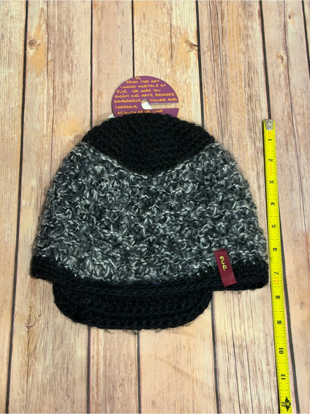 ✨NWT✨ Turtle Fur Women's Hand Knit Fleece Lined Brim Cap in Black & White
